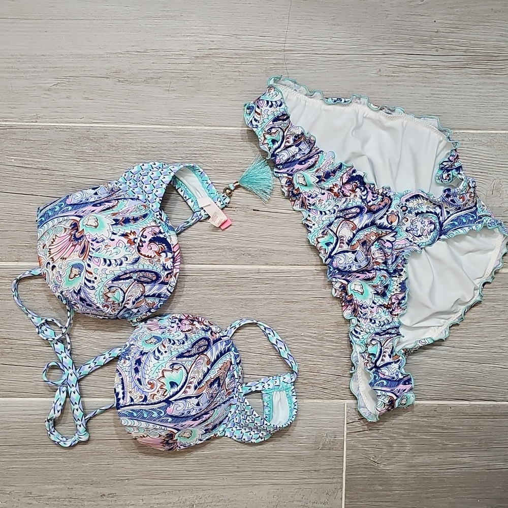 Victoria Secret Bathing Suit set 33d top/L bottoms